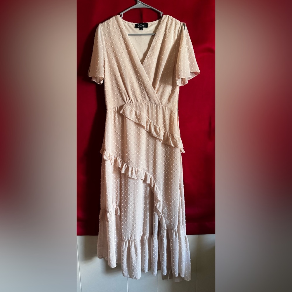 #371-Lulus Elegant Cream Ruffle Maxi Dress Size Medium